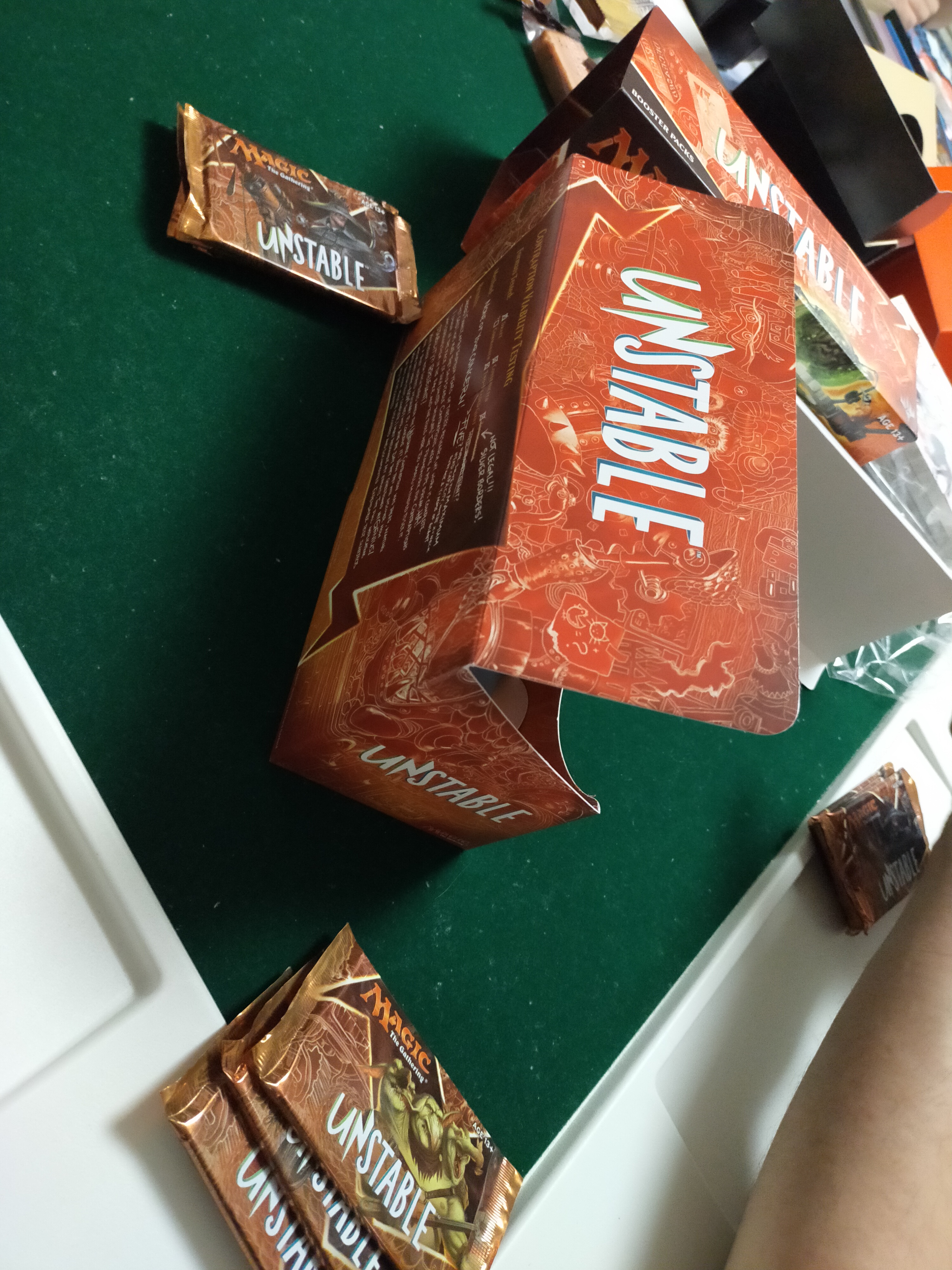 MTG】8人でアンステーブルドラフトを楽しむ（英語は苦手だがなんとか